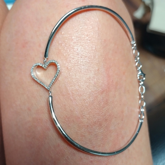 Sterling silver heart bracelet - Picture 1 of 1